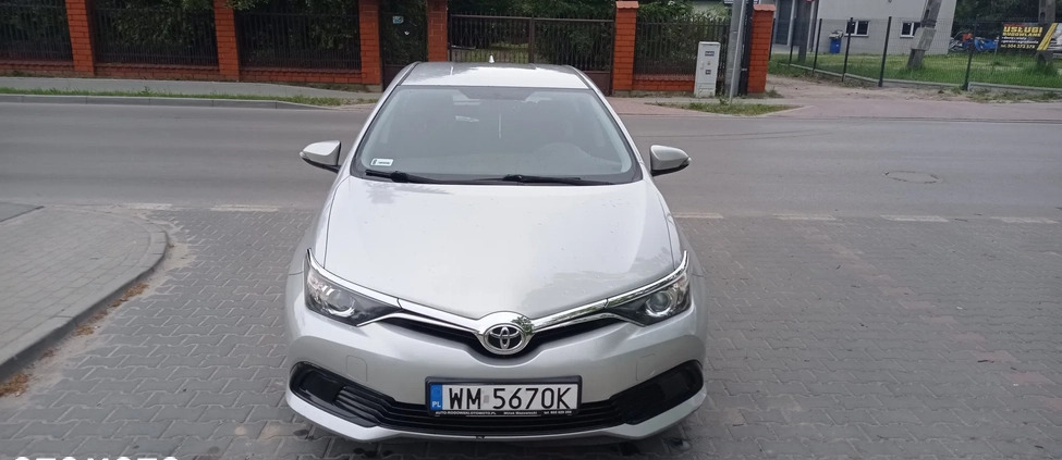 Toyota Auris cena 40500 przebieg: 141000, rok produkcji 2016 z Węgorzyno małe 79